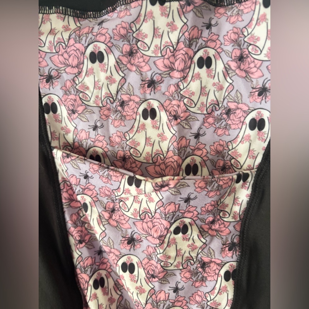 🌺 Black & Floral Ghost Print Leggings with Pockets TC2 - Picture 1 of 8